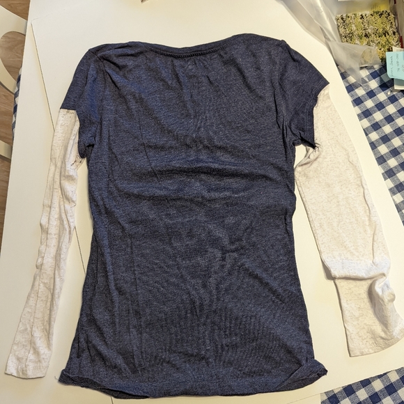 Women's S Buffalo Sabres shirt - Picture 3 of 4